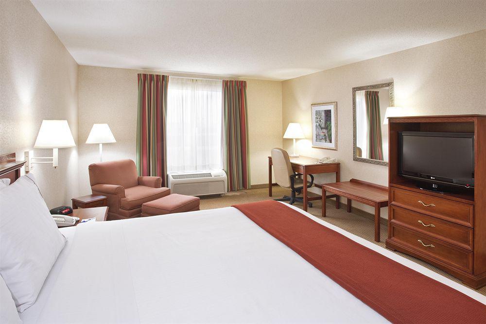 Holiday Inn Express Hotel & Suites Bowling Green By Ihg Pokój zdjęcie