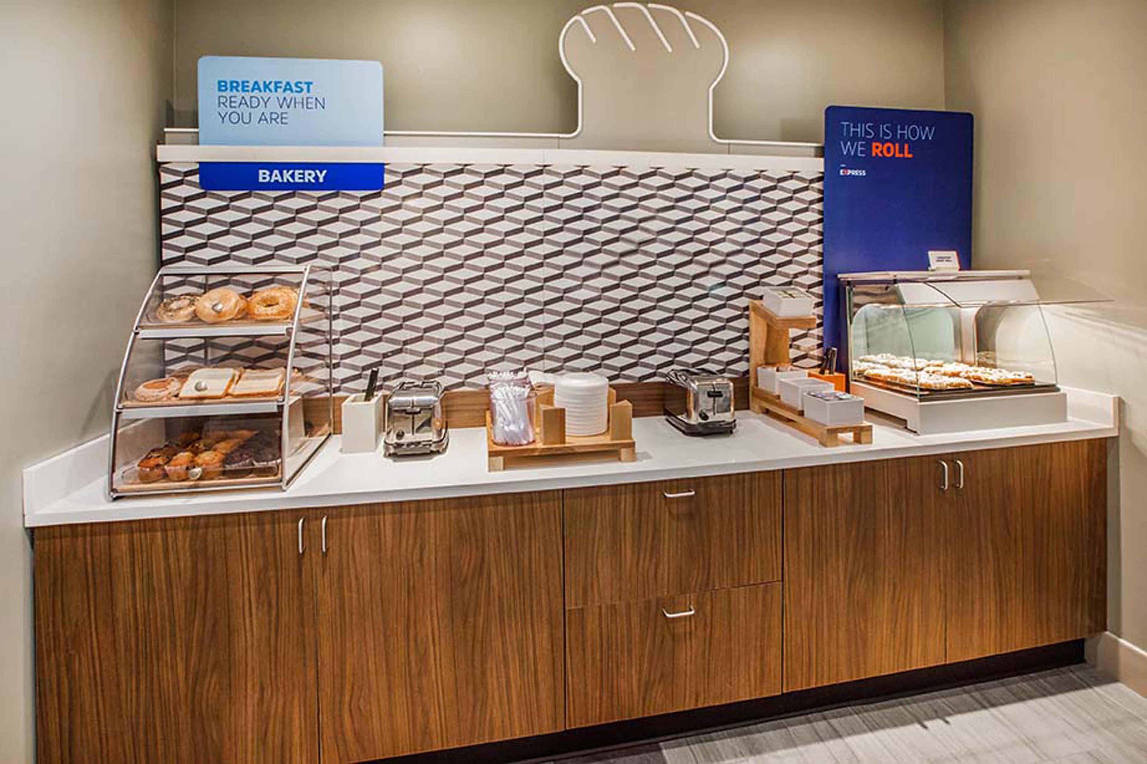 Holiday Inn Express Hotel & Suites Bowling Green By Ihg Zewnętrze zdjęcie