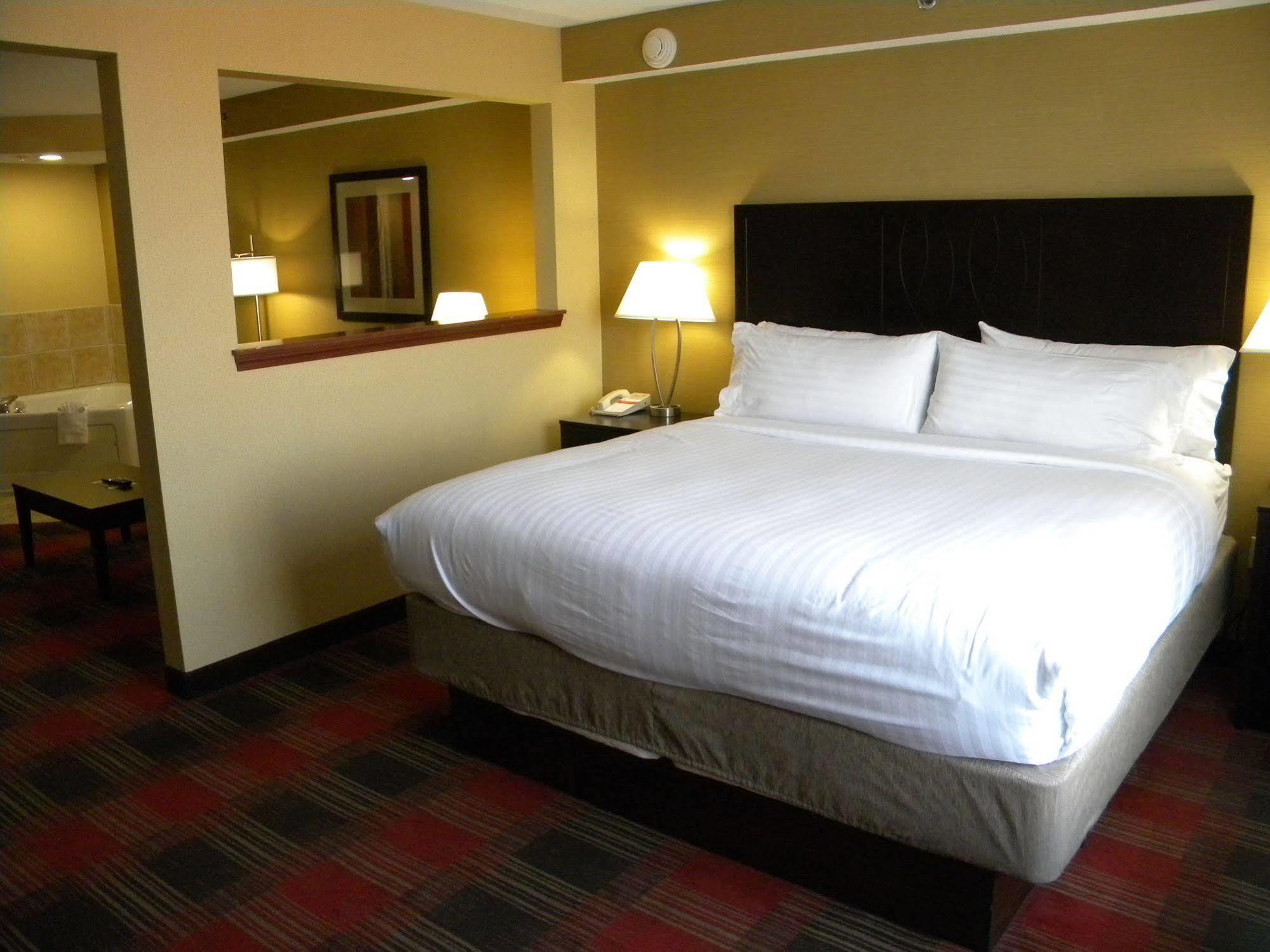 Holiday Inn Express Hotel & Suites Bowling Green By Ihg Zewnętrze zdjęcie
